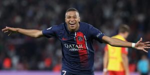 Kylian Mbappe phá kỷ lục PSG